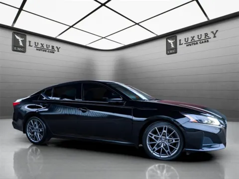Another view of 2023 Nissan Altima 2.0 SR for sale in Hillside, NJ at Luxury Motor Cars