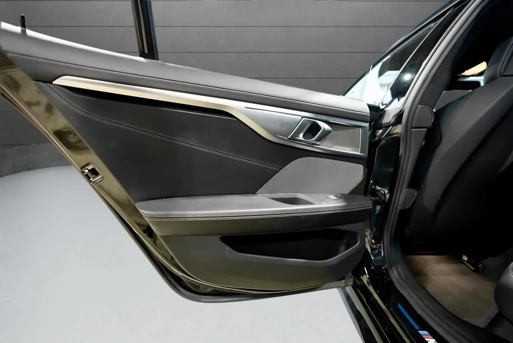 2022 BMW M8 Gran Coupe Base - Photo 31