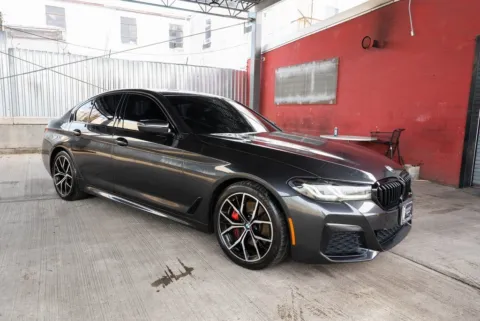 Gray 2022 BMW 5 Series 530i xDrive for sale in Hillside, NJ