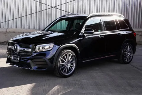 Another view of 2021 Mercedes-Benz GLB 250 for sale in Hillside, NJ at Luxury Motor Cars