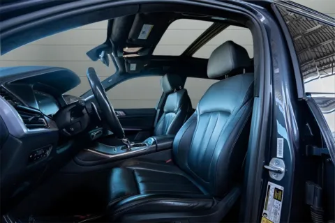 Photos of 2021 BMW X7 M50i for sale in Hillside, NJ at Luxury Motor Cars