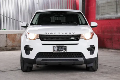 More photos of 2019 Land Rover Discovery Sport SE at Luxury Motor Cars, NJ