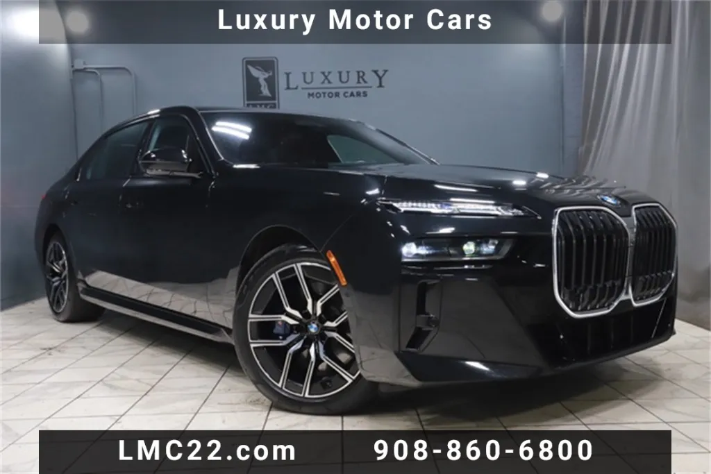 Used 2023 BMW 7 Series 760i for sale in Hillside, NJ | VIN ...
