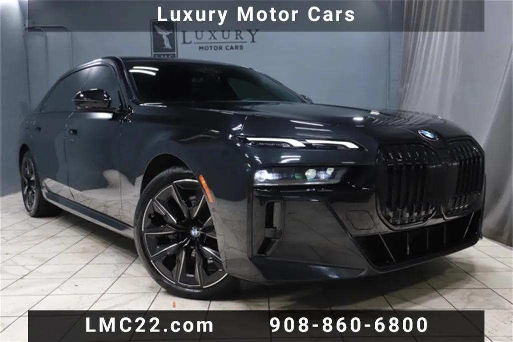 2023 BMW 7 Series 760i for sale in Hillside, NJ