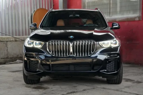 Photos of 2022 BMW X5 xDrive40i for sale in Hillside, NJ at Luxury Motor Cars