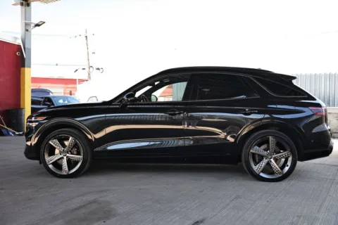 More photos of 2023 Genesis GV70 2.5T at Luxury Motor Cars, NJ