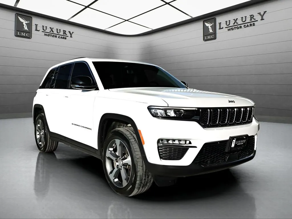 White 2023 Jeep Grand Cherokee Limited for sale in Hillside, NJ