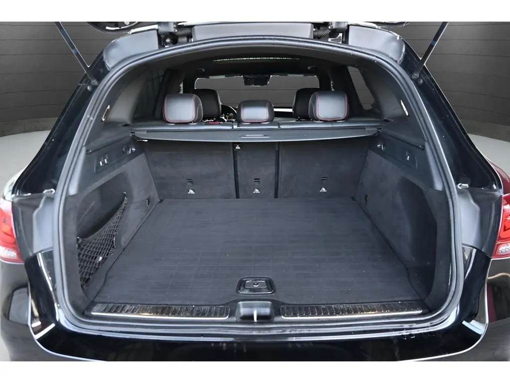 2021 Mercedes-Benz GLC AMG GLC43 - Photo 43