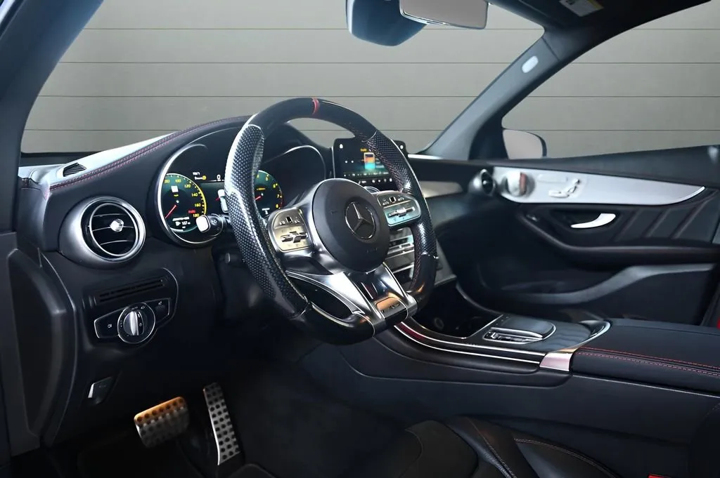 2021 Mercedes-Benz GLC AMG GLC43 - Photo 21