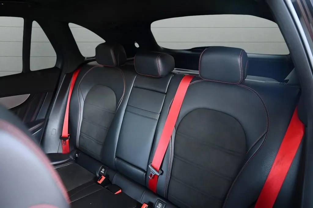 2021 Mercedes-Benz GLC AMG GLC43 - Photo 25