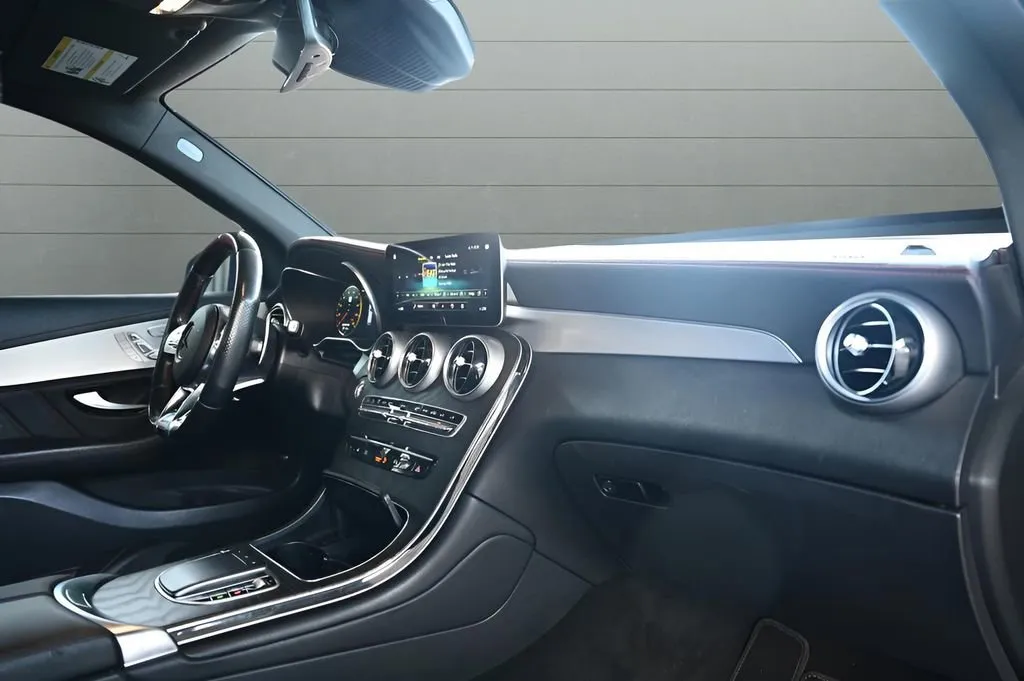 2021 Mercedes-Benz GLC AMG GLC43 - Photo 32