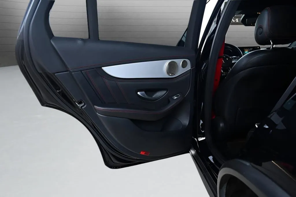 2021 Mercedes-Benz GLC AMG GLC43 - Photo 11