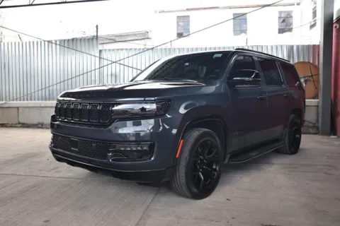 More photos of 2023 Jeep Wagoneer Series II Carbide at Luxury Motor Cars, NJ