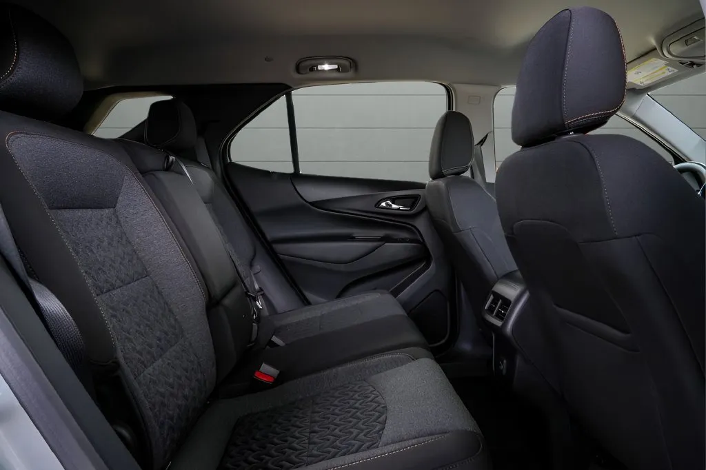 2023 Chevrolet Equinox LT - Photo 36