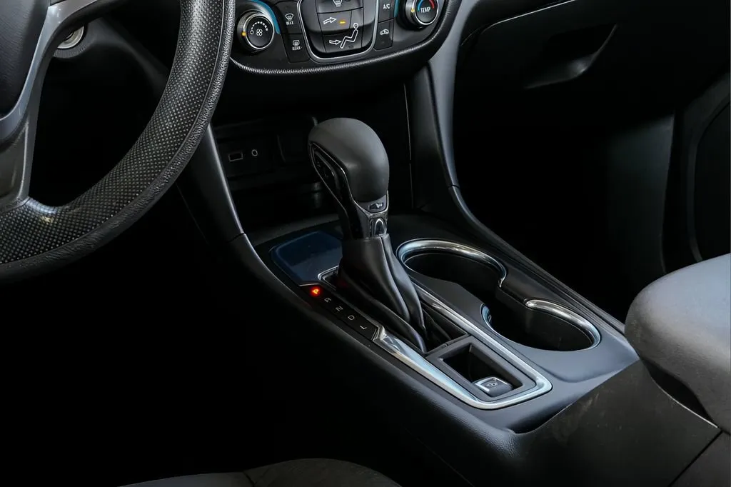2023 Chevrolet Equinox LT - Photo 52