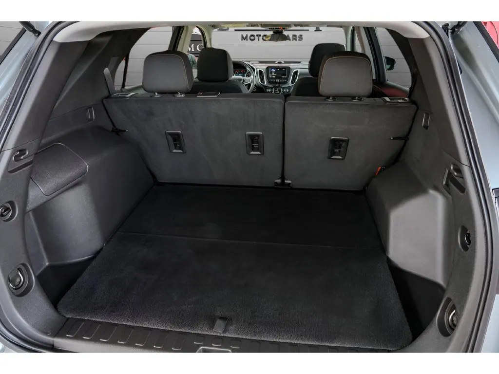 2023 Chevrolet Equinox LT - Photo 38