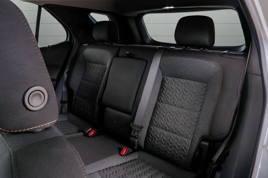 2023 Chevrolet Equinox LT - Photo 31