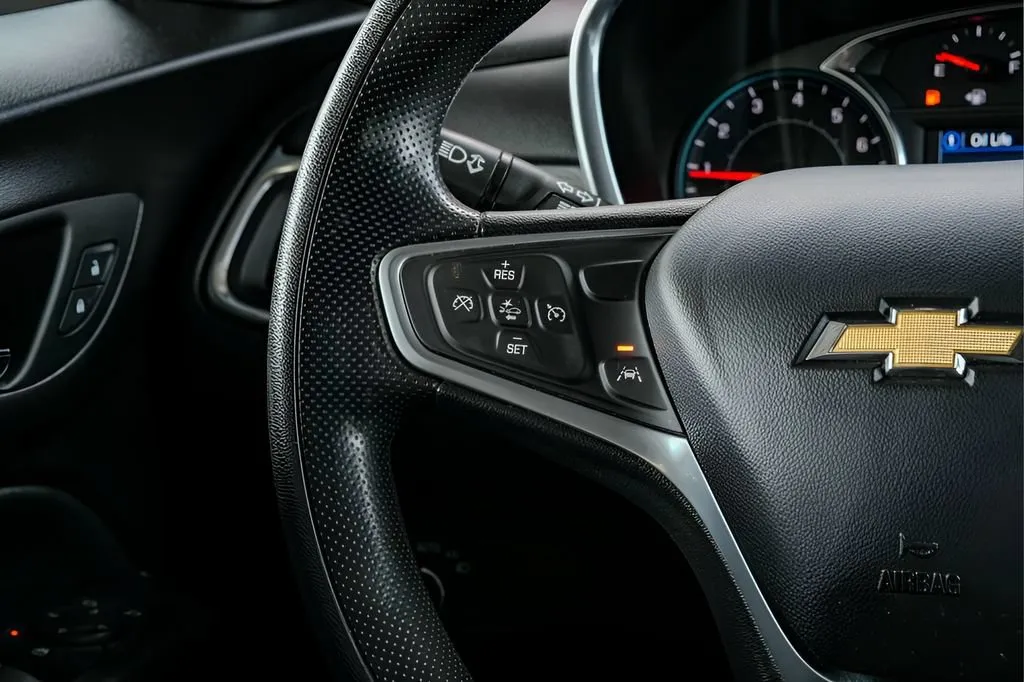 2023 Chevrolet Equinox LT - Photo 45
