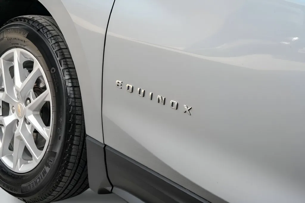 2023 Chevrolet Equinox LT - Photo 13