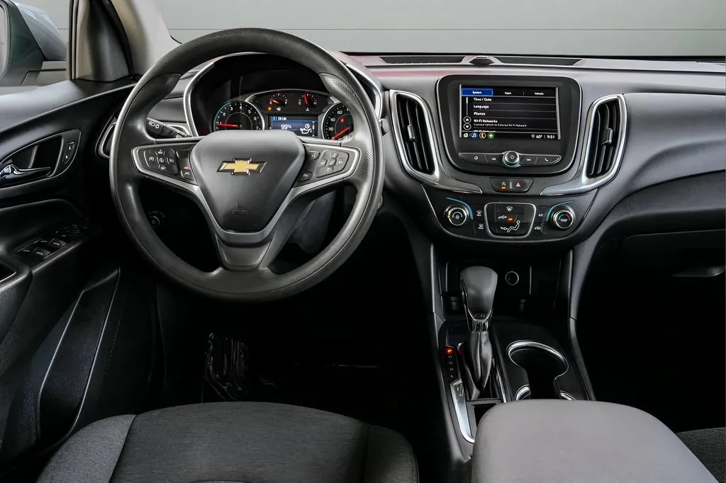 2023 Chevrolet Equinox LT - Photo 22