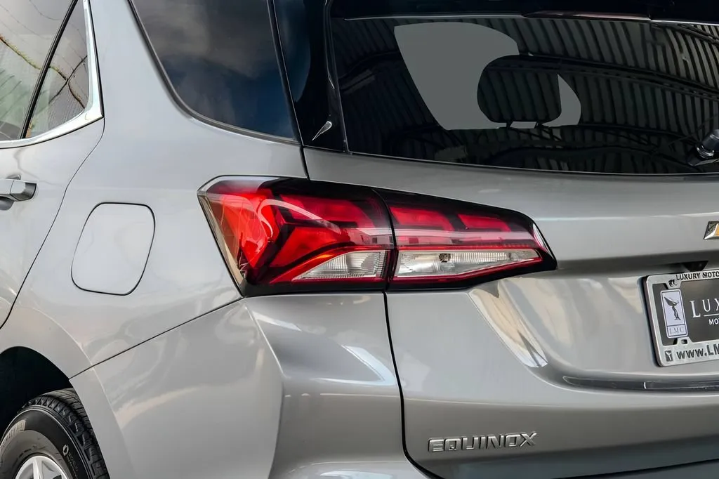 2023 Chevrolet Equinox LT - Photo 9