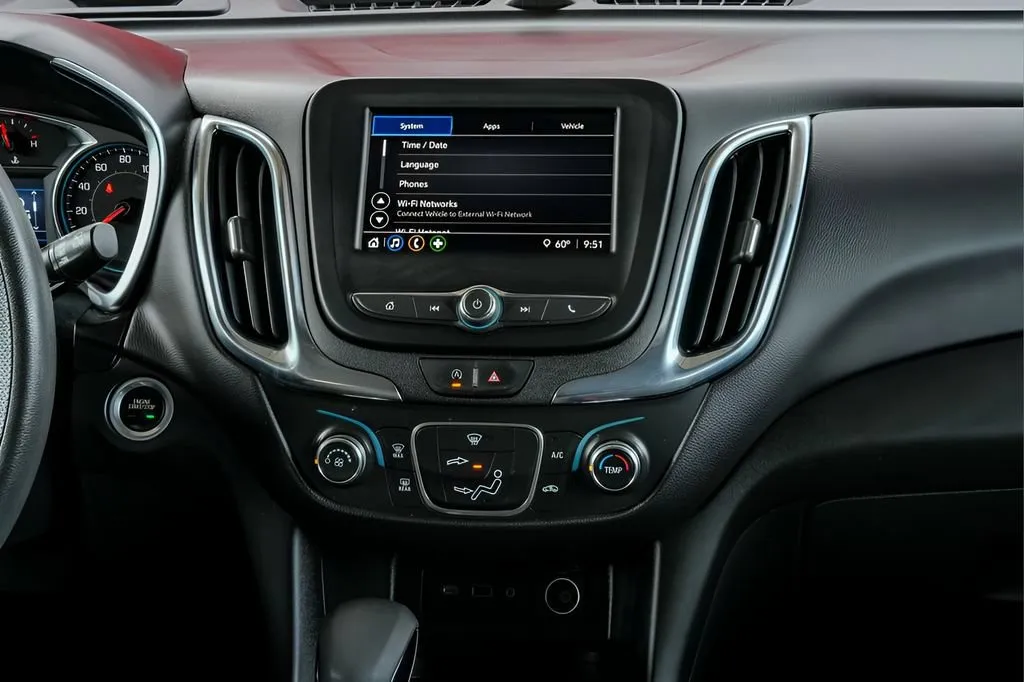 2023 Chevrolet Equinox LT - Photo 42