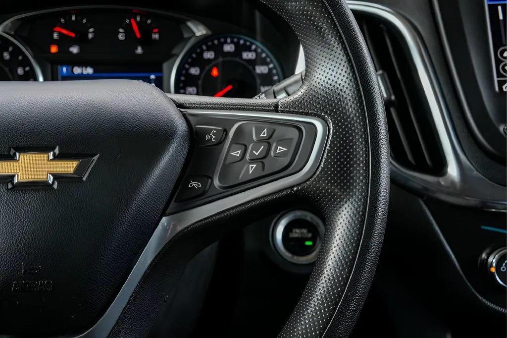 2023 Chevrolet Equinox LT - Photo 46