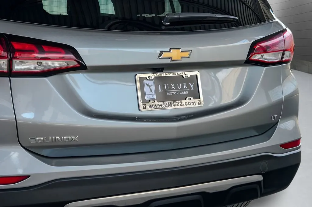 2023 Chevrolet Equinox LT - Photo 12