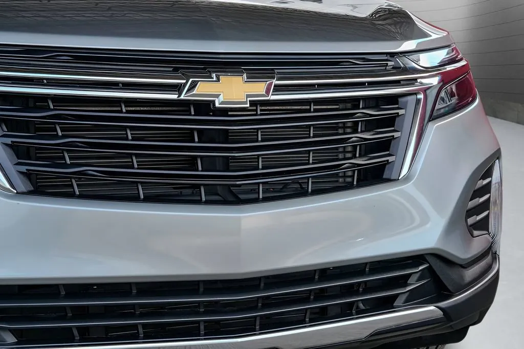 2023 Chevrolet Equinox LT - Photo 18