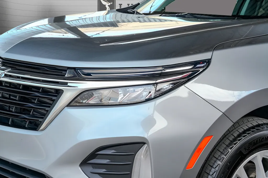 2023 Chevrolet Equinox LT - Photo 17