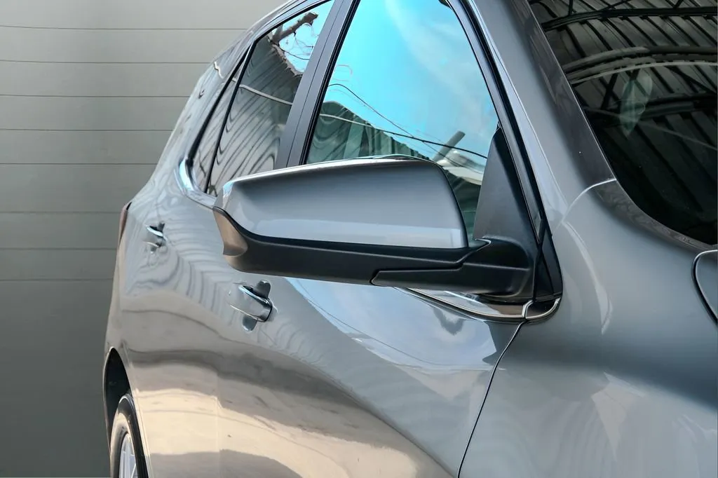 2023 Chevrolet Equinox LT - Photo 19