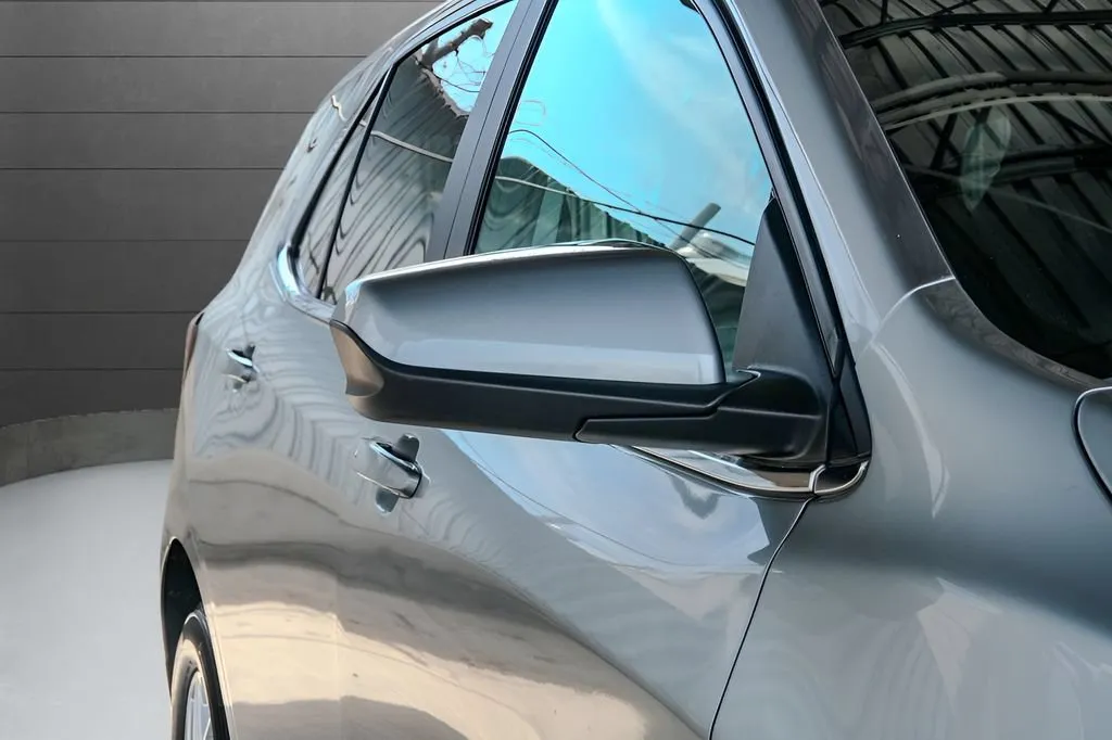 2023 Chevrolet Equinox LT - Photo 19