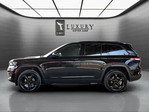 More photos of 2023 Jeep Grand Cherokee Altitude at Luxury Motor Cars, NJ