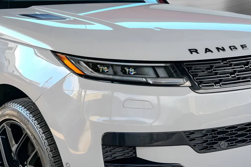 2023 Land Rover Range Rover Sport SE - Photo 6
