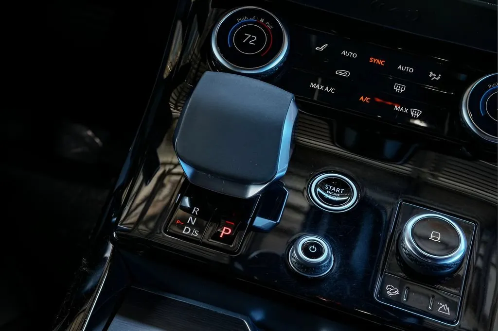 2023 Land Rover Range Rover Sport SE - Photo 33