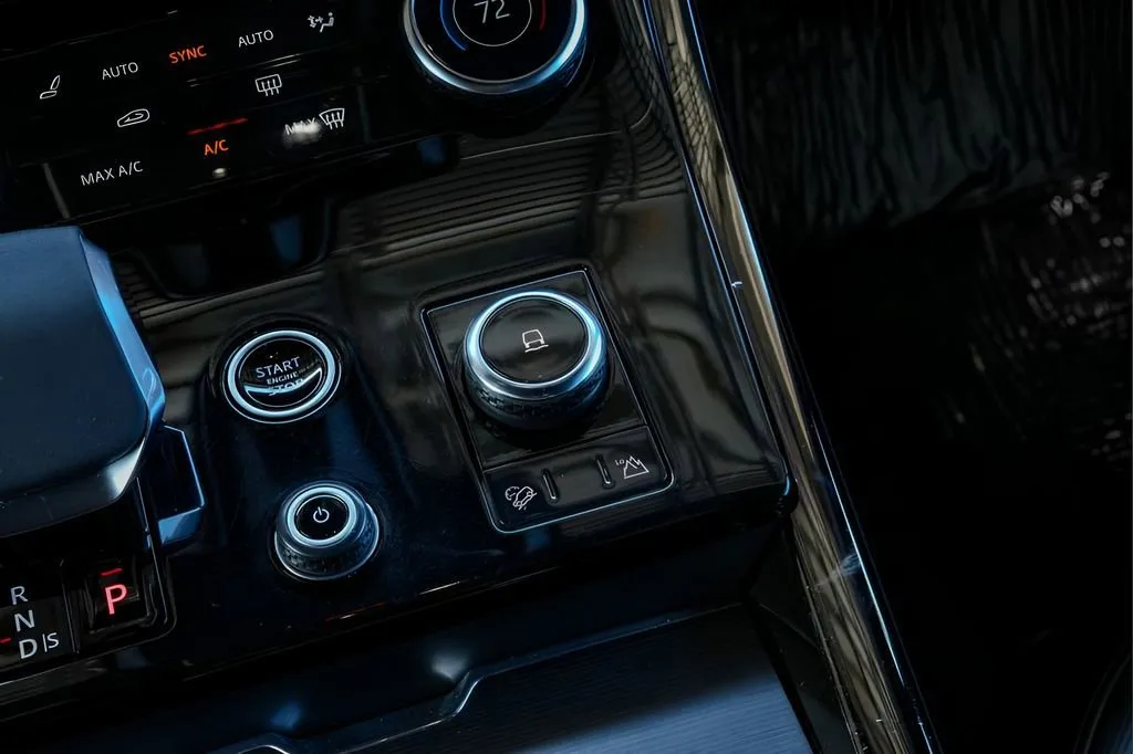 2023 Land Rover Range Rover Sport SE - Photo 32