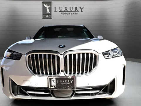 More photos of 2024 BMW X5 xDrive40i at Luxury Motor Cars, NJ