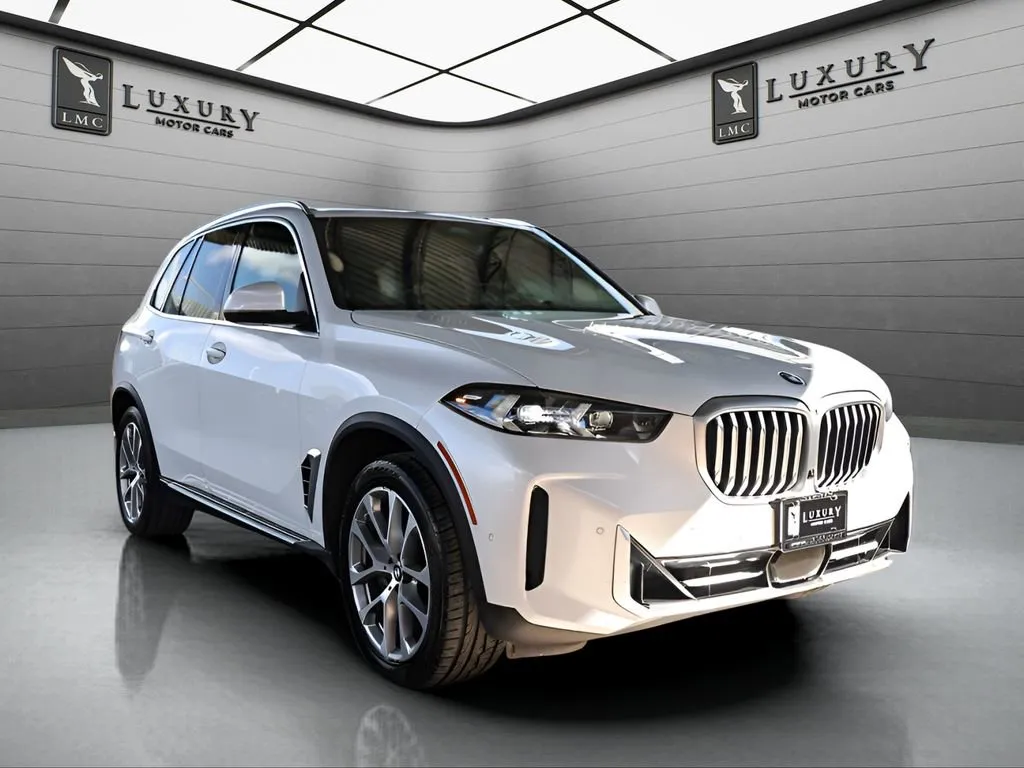 White 2024 BMW X5 xDrive40i for sale in Hillside, NJ