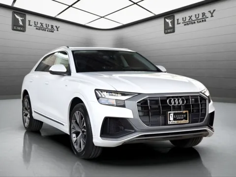White 2023 Audi Q8 Premium Plus for sale in Hillside, NJ