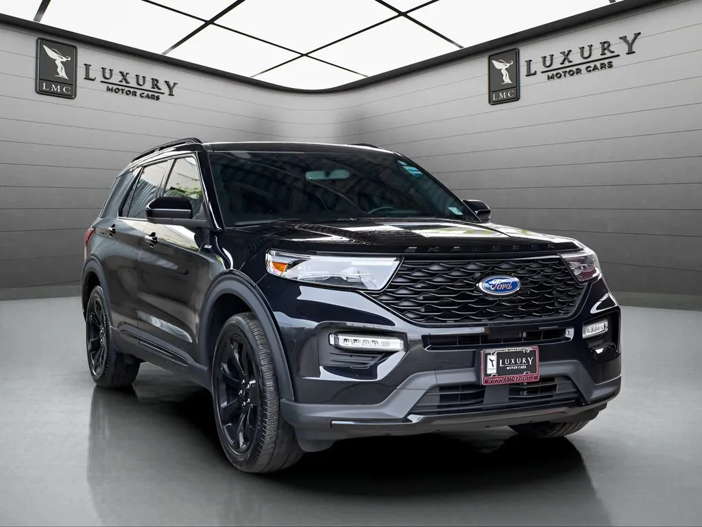 Black 2023 Ford Explorer ST-Line for sale in Hillside, NJ
