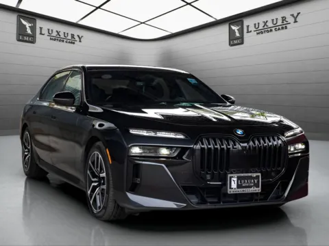 Used 2021 BMW 8 Series M850i xDrive for sale in Hillside, NJ at