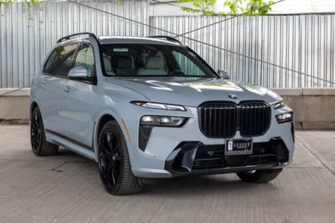Gray 2023 BMW X7 xDrive40i for sale in Hillside, NJ
