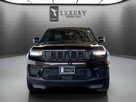 Another view of 2023 Jeep Grand Cherokee Altitude for sale in Hillside, NJ at Luxury Motor Cars