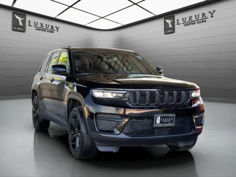 Black 2023 Jeep Grand Cherokee Altitude for sale in Hillside, NJ
