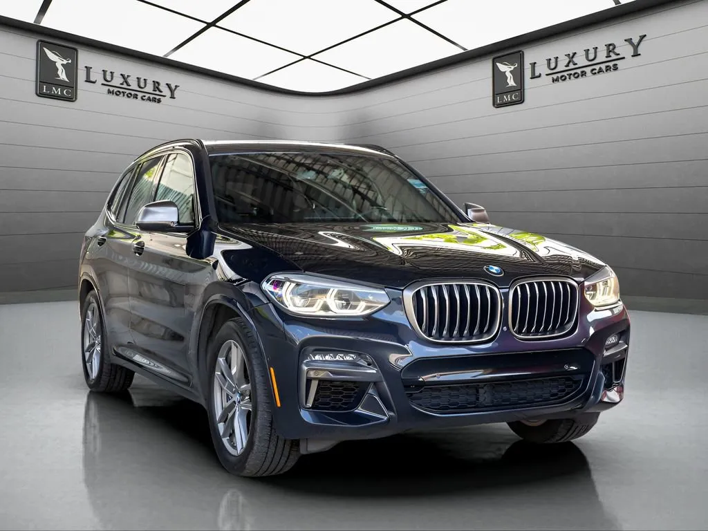 2021 BMW X3 M40i's photo