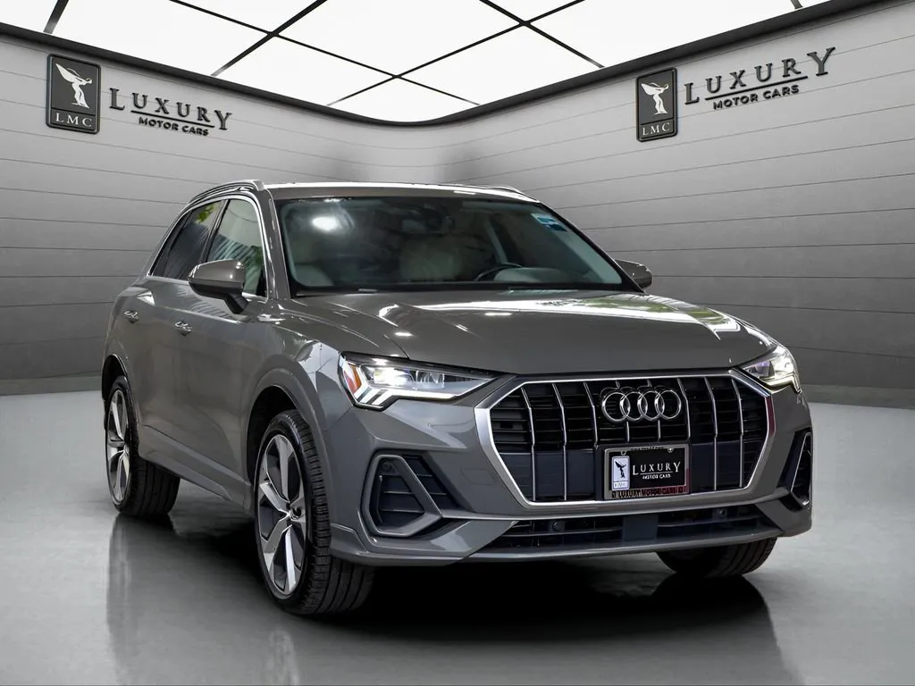 2020 Audi Q3 45 TFSI S Line Premium Plus quattro's photo