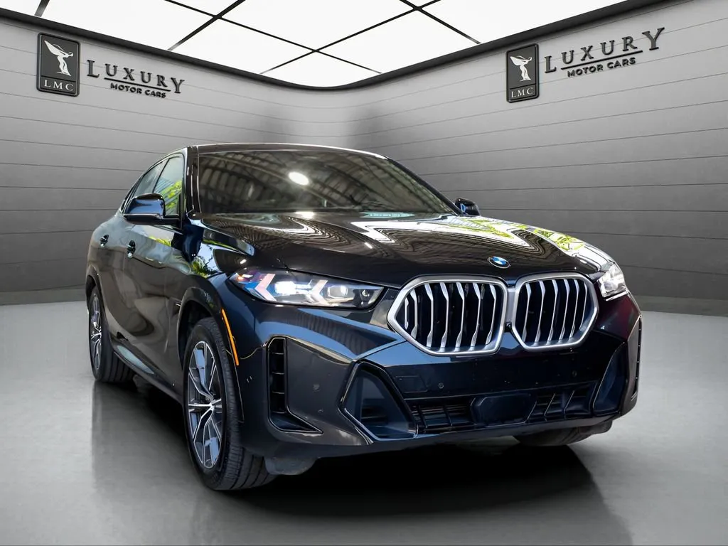 2025 BMW X6 xDrive40i's photo