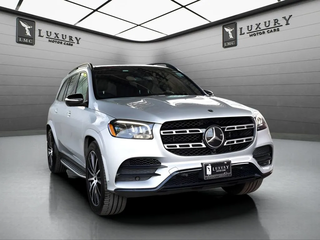 2021 Mercedes-Benz GLS GLS580's photo