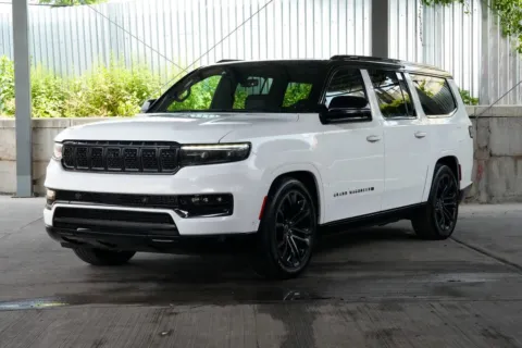 White 2024 Jeep Grand Wagoneer L Series II for sale in Hillside, NJ