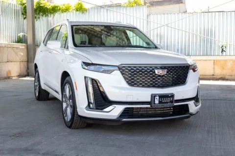 White 2022 Cadillac XT6 Premium Luxury for sale in Hillside, NJ